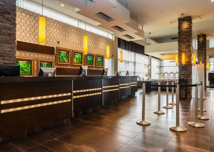 Sandman Signature Vancouver Airport Hotel&Resort