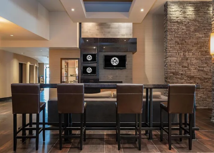 Sandman Signature Vancouver Airport Hotel&Resort