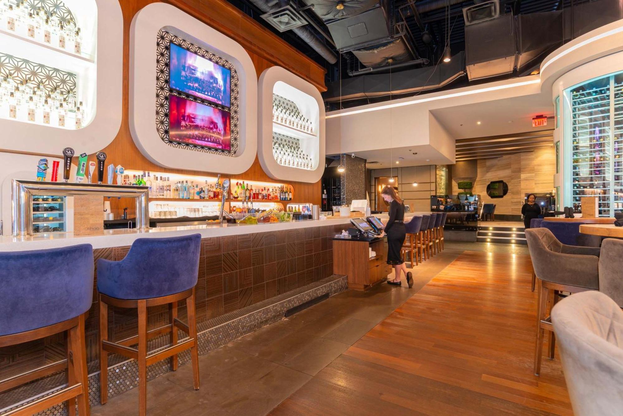 Sandman Signature Vancouver Airport Hotel&resort 4*