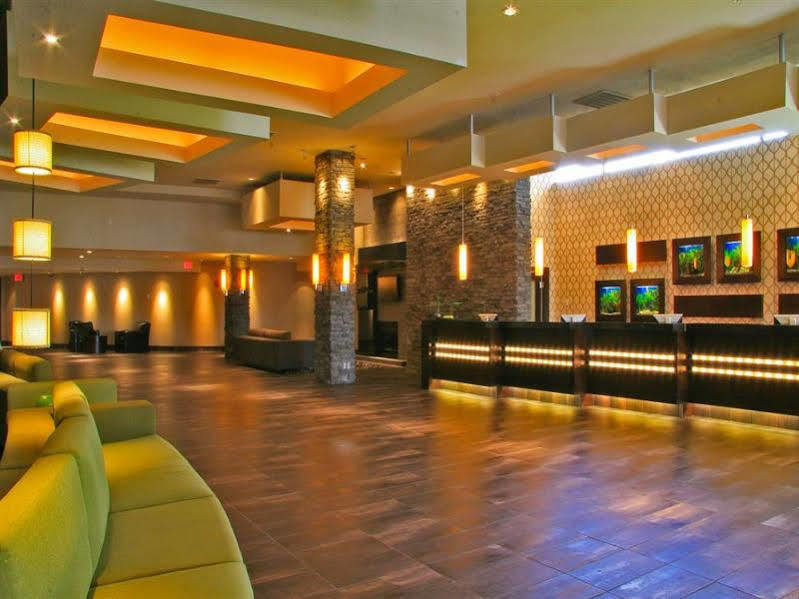Sandman Signature Vancouver Airport Hotel&resort Hotel
